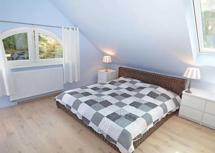 Semesterbostad Blaues Strandhaus *