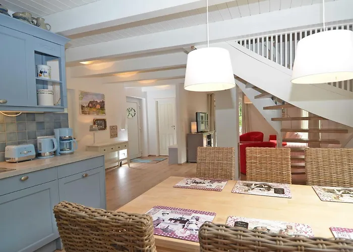 Blaues Strandhaus Sellin (Rugen)