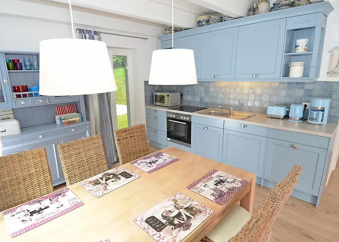 Blaues Strandhaus Sellin (Rugen)