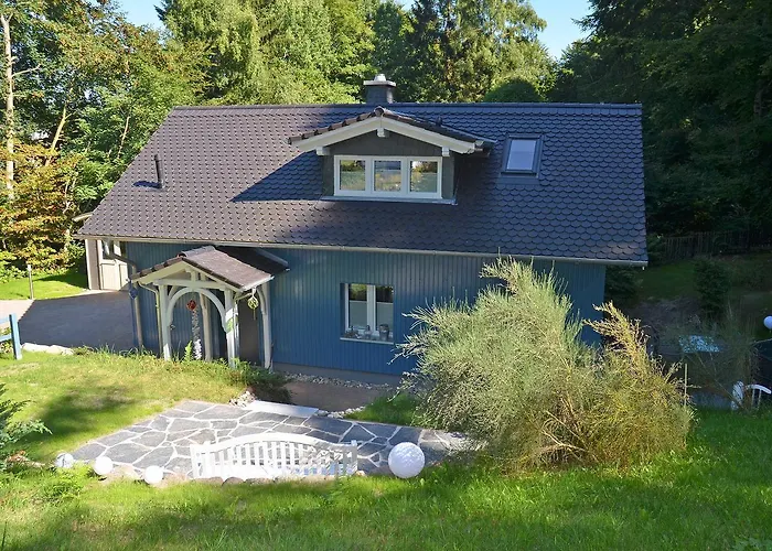 Blaues Strandhaus Sellin (Rugen)